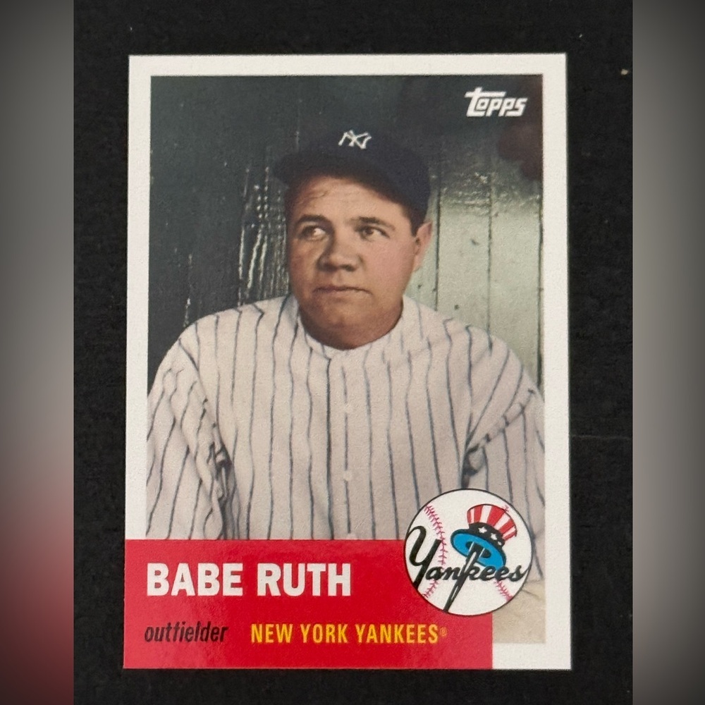 Topps Yankees Black Border Baseball Card